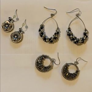 3 pairs of earrings